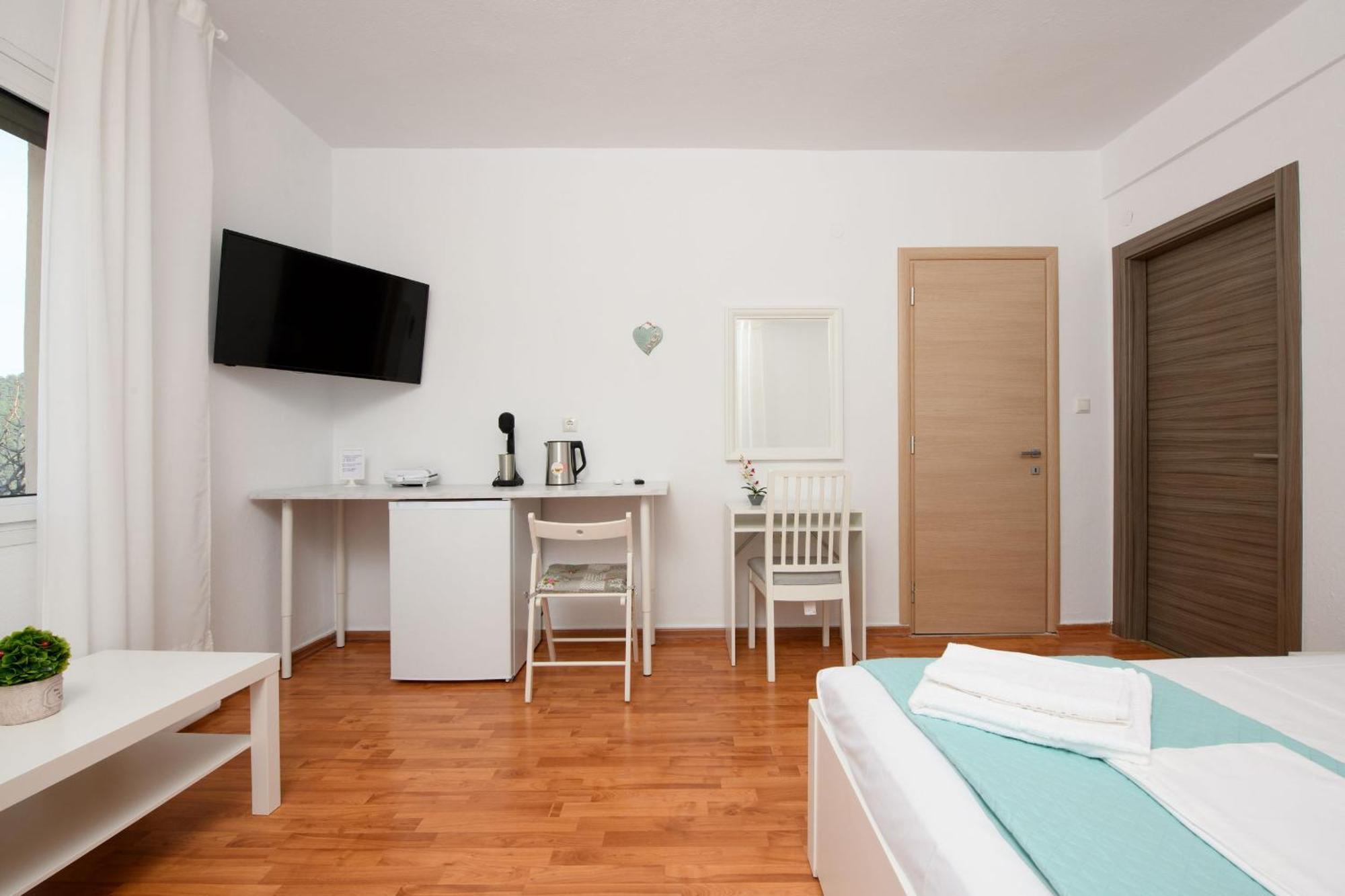 Whitegold Apartments Panagia Panagia  Room photo