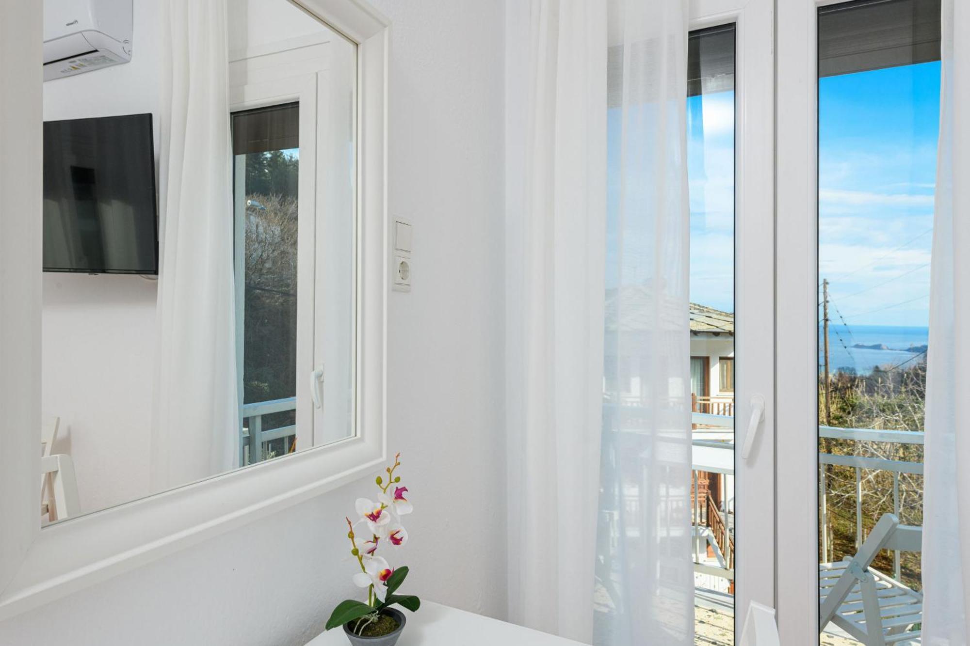Whitegold Apartments Panagia Panagia  Exterior photo